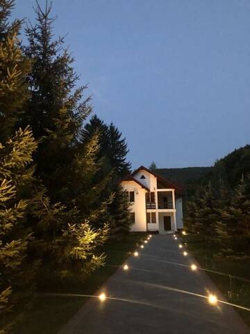 Фото номера Дом с 4 спальнями Виллы Privilegio 148 Sâmbăta г. Сымбэта-де-Сус 54