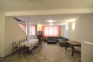 Фото номера Дом с 4 спальнями Виллы Privilegio 148 Sâmbăta г. Сымбэта-де-Сус 20