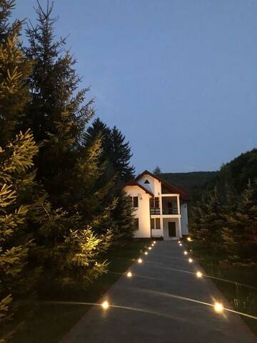 Фотографии Виллы Privilegio 148 Sâmbăta г. Сымбэта-де-Сус (Румыния) №2 Фото Виллы Privilegio 148 Sâmbăta г. Сымбэта-де-Сус 2